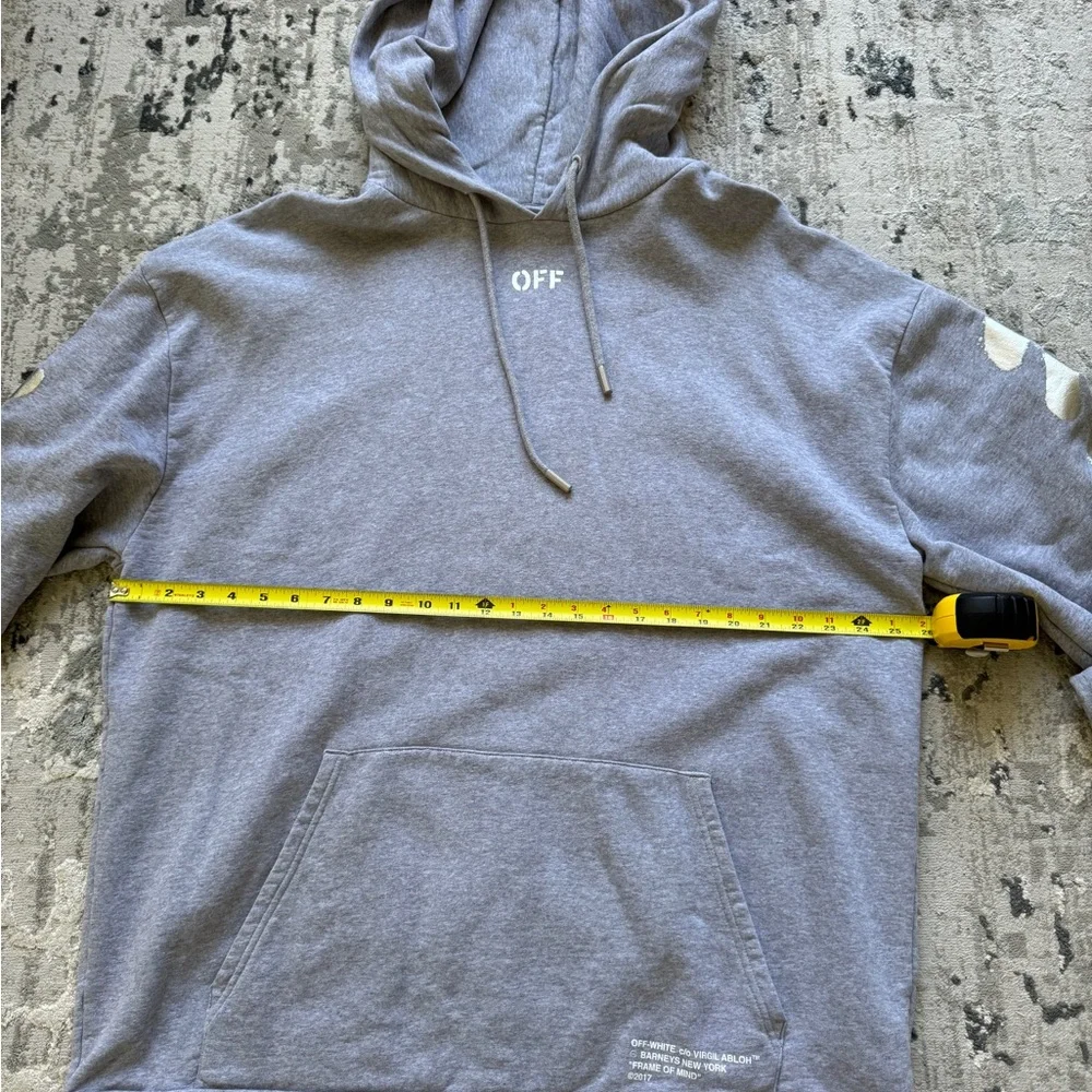 Men’s 2017 Off-White x Barneys New York Hoodie M